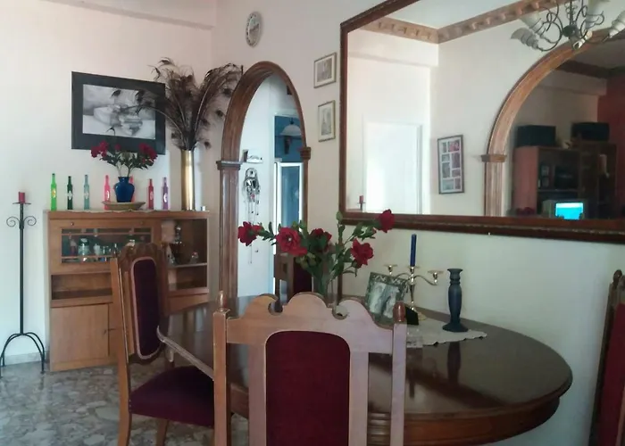 Nefeli's بيت للعطل *